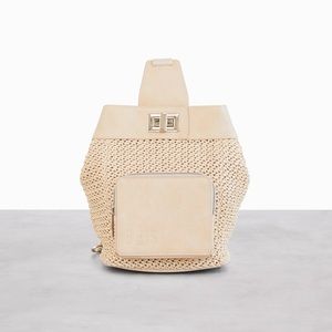 NWOT BEIS The Naturals Sling